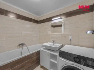 Prodej bytu 4+kk, Praha - Uhříněves, Jindřicha Bubeníčka, 76 m2