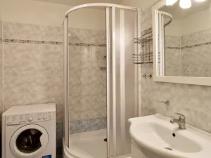Pronájem bytu 1+kk, Praha - Troja, Hnězdenská, 40 m2