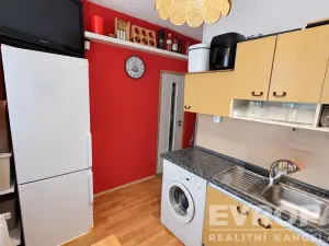 Prodej bytu 2+1, Praha - Břevnov, Šantrochova, 55 m2