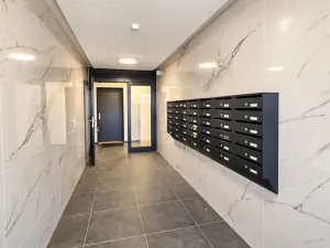 Pronájem bytu 2+kk, Praha, Haenkeho, 43 m2