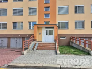 Pronájem bytu 5+1, Praha - Vinoř, Uherská, 100 m2