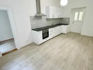 Pronájem bytu 3+kk, Praha - Vinohrady, Vinohradská, 90 m2