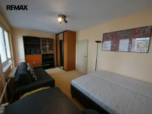Pronájem bytu 1+1, Praha - Strašnice, Pod Třebešínem, 30 m2