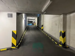 Pronájem garáže, Praha - Chodov, Mikulova, 17 m2