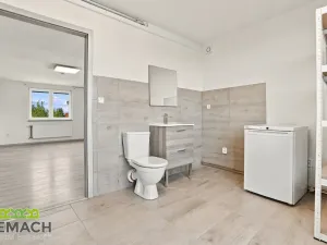 Pronájem bytu 3+1, Hvozdná, K Větřáku, 102 m2