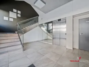 Prodej bytu 2+kk, Praha - Dolní Měcholupy, Honzíkova, 54 m2