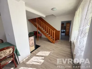 Prodej rodinného domu, Lnáře, 205 m2