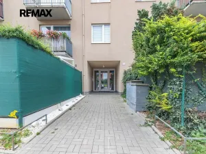 Pronájem bytu 2+kk, Hostivice, Žitná, 46 m2