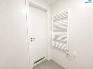 Prodej bytu 2+kk, Praha - Modřany, Kolmanova, 51 m2