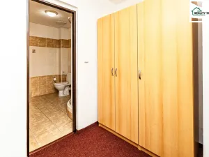 Prodej ubytování, Smolné Pece, 1015 m2