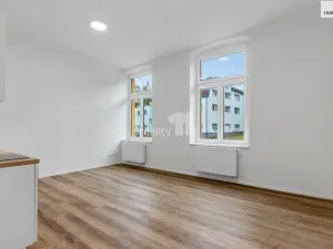 Prodej bytu 1+kk, Jablonec nad Nisou - Mšeno nad Nisou, Palackého, 30 m2