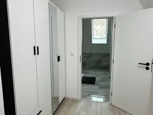 Pronájem bytu 2+kk, Karlovy Vary, 86 m2
