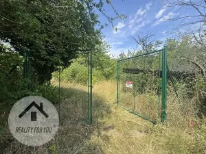 Pronájem zahrady, Praha - Troja, Nad Trojou, 1000 m2
