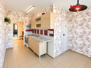 Pronájem bytu 2+1, Chomutov, Písečná, 63 m2