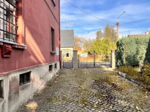Prodej komerční nemovitosti, Varnsdorf, Čelakovická, 250 m2