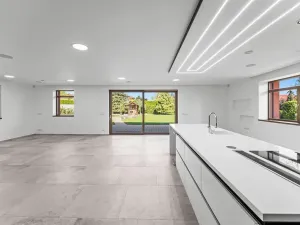 Pronájem kanceláře, Velké Přítočno, 350 m2