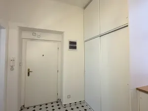 Pronájem bytu 2+kk, Praha - Žižkov, Baranova, 58 m2