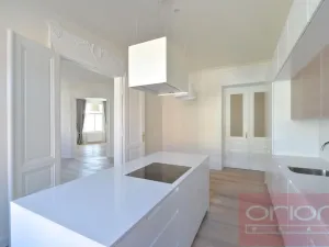 Pronájem bytu 3+1, Praha - Vinohrady, náměstí Jiřího z Poděbrad, 137 m2