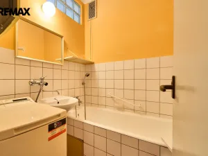 Prodej bytu 3+1, Trutnov - Horní Předměstí, Chodská, 63 m2