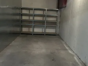 Pronájem garáže, Pardubice - Bílé Předměstí, Dašická, 18 m2