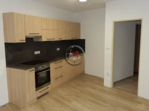 Pronájem bytu 2+kk, Třebíč - Horka-Domky, Vaňkovo nám., 63 m2