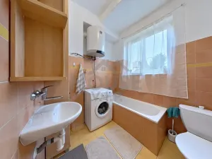 Prodej bytu 2+1, Poděbrady, Československé armády, 63 m2