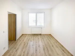 Pronájem bytu 2+kk, Tábor, Maredova, 58 m2