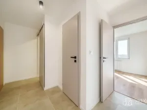 Prodej bytu 2+kk, Plzeň - Hradiště, Zelenohorská, 40 m2
