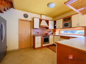 Prodej rodinného domu, Olšany, 240 m2