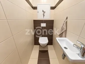 Pronájem bytu 2+kk, Zlín - Příluky, Dřevnická, 57 m2