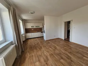 Prodej bytu 1+1, Kladno - Kročehlavy, Vrchlického, 38 m2