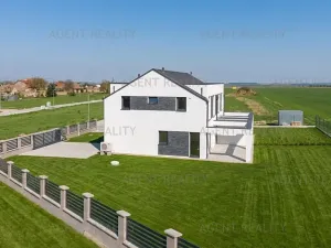 Prodej rodinného domu, Slaný, 156 m2