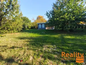 Prodej zahrady, Otrokovice, Komenského, 842 m2