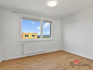 Pronájem bytu 3+1, Liberec - Liberec XII-Staré Pavlovice, Jabloňová, 70 m2
