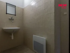 Pronájem kanceláře, Jeseník, nám. Svobody, 27 m2