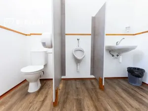Pronájem kanceláře, Teplice, Tolstého, 2109 m2