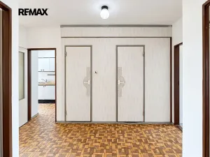 Prodej bytu 4+kk, Praha - Horní Měcholupy, Milánská, 85 m2