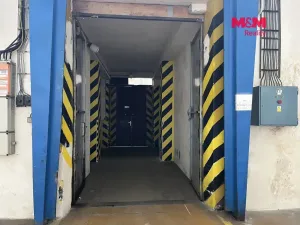Pronájem skladu, Suchovršice, 430 m2