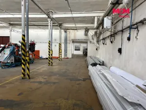 Pronájem skladu, Suchovršice, 430 m2