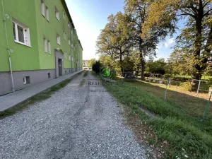 Prodej bytu 2+1, Oslavany, Hlavní, 53 m2