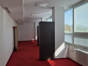 Pronájem kanceláře, Znojmo, náměstí Svobody, 45 m2