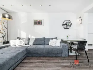 Prodej bytu 2+1, Kladno - Kročehlavy, Ukrajinská, 53 m2