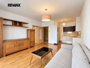 Pronájem bytu 2+kk, Praha - Hostivař, Pražská, 54 m2
