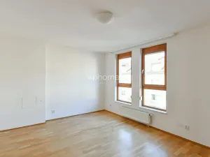 Pronájem bytu 4+kk, Praha - Liboc, U silnice, 200 m2