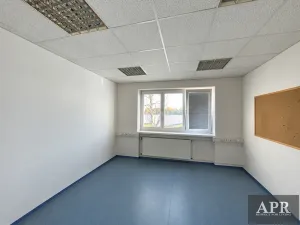 Pronájem skladu, Uherský Brod, U Korečnice, 1200 m2