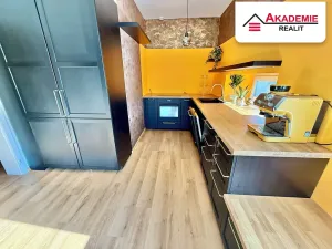 Prodej bytu 2+kk, Rostěnice-Zvonovice, 56 m2