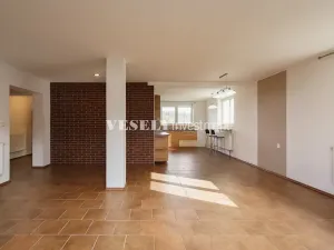 Prodej rodinného domu, Křtěnov, 200 m2