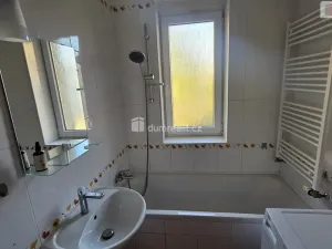 Pronájem bytu 2+kk, Praha - Libeň, Na stráži, 37 m2