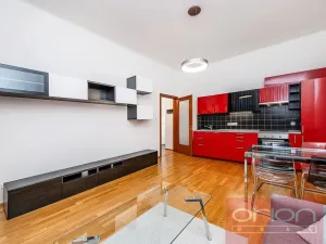 Pronájem bytu 2+kk, Praha - Žižkov, Kubelíkova, 58 m2