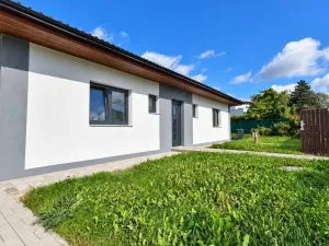 Prodej rodinného domu, Mukařov, K Památníku, 107 m2
